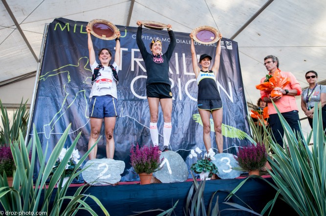 Le podium dames  Photo Damien Rosso www.droz-photo.com