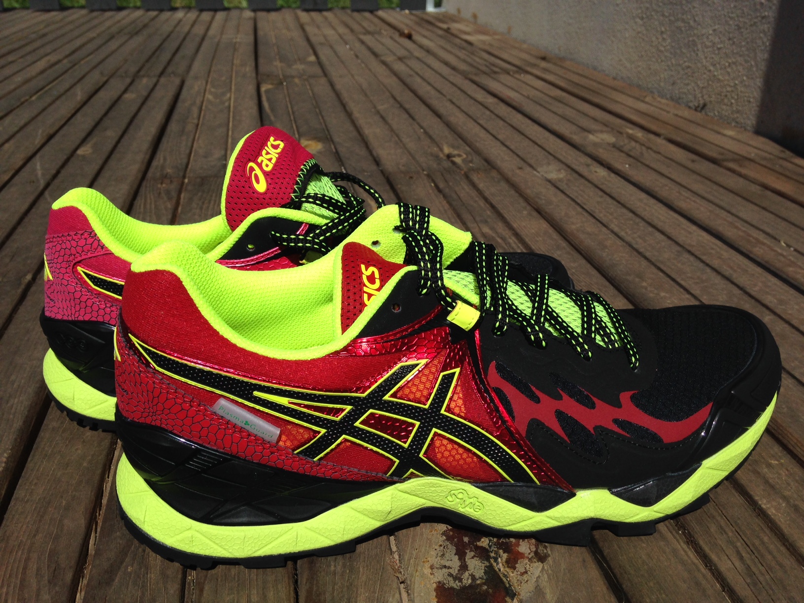 asics plasma guard