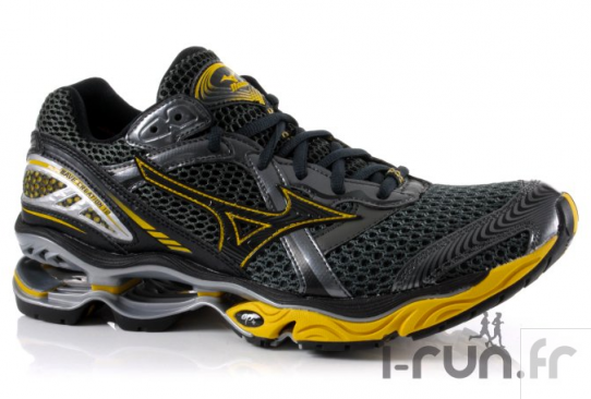 Mizuno Wave Creation 12