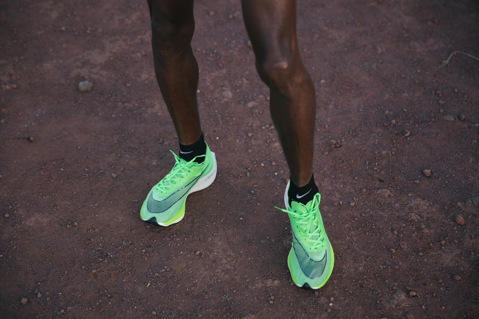 nike zoomx vaporfly next flyknit