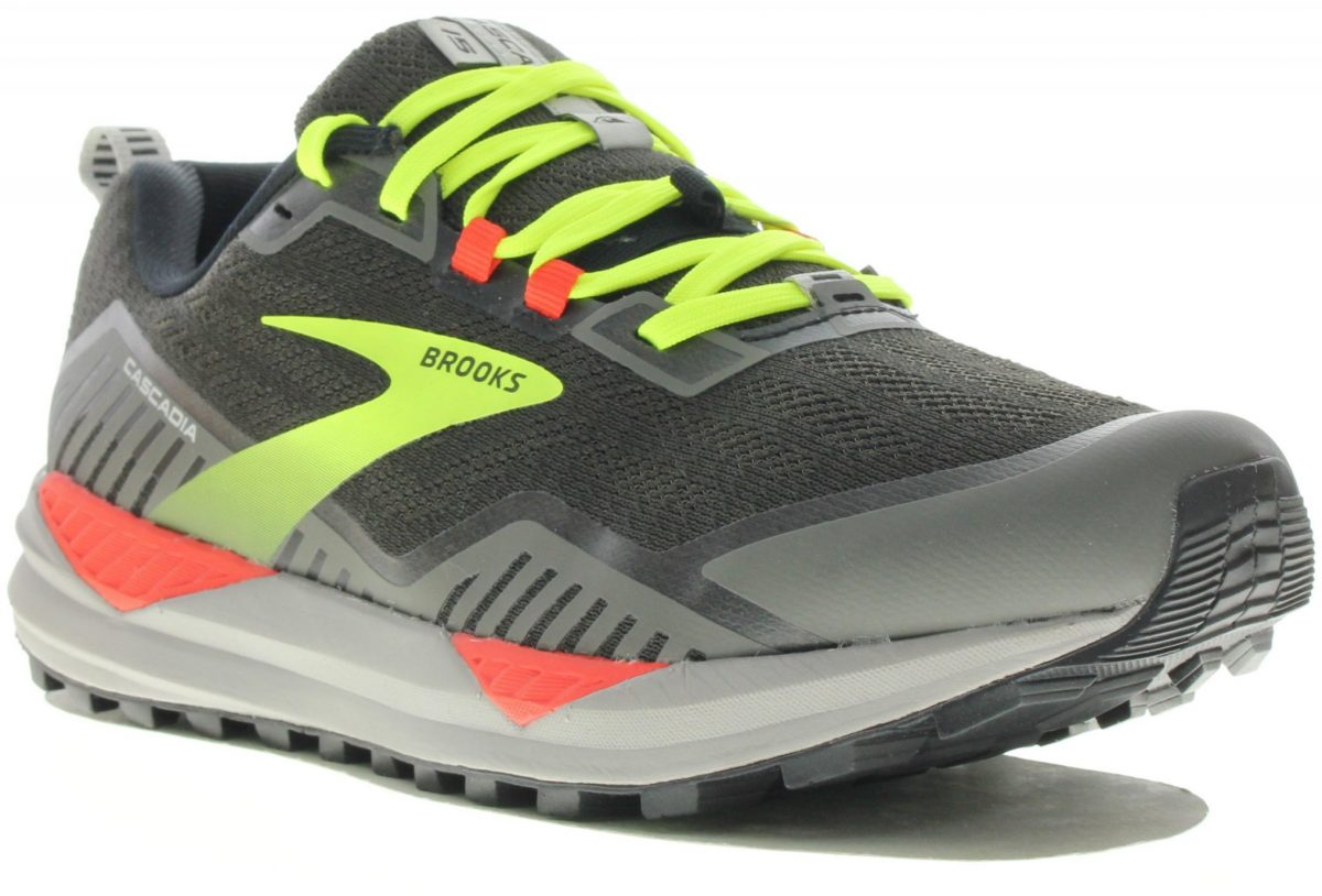 Sélection chaussures de trail pour pieds larges U Run